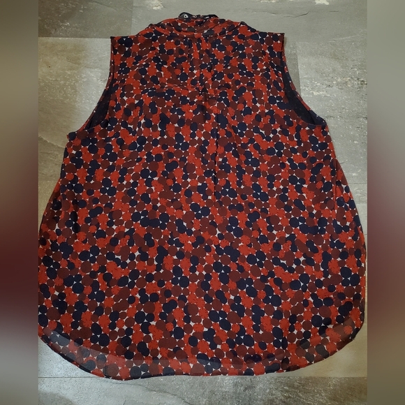 Diane Von Furstenberg 100% silk sleeveless top. Scarf. Red, navy blue. Size M. - Picture 2 of 14